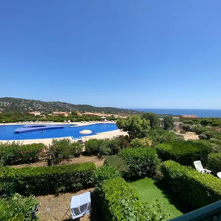 Apartment Appart. Vue Avec Piscine - Golfe De St Tropez Les Issambres