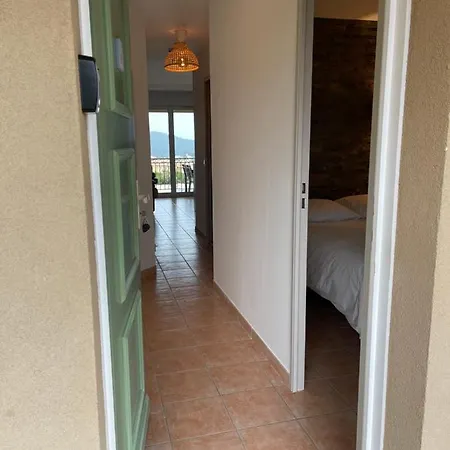 Appart. Vue Avec Piscine - Golfe De St Tropez Apartamento