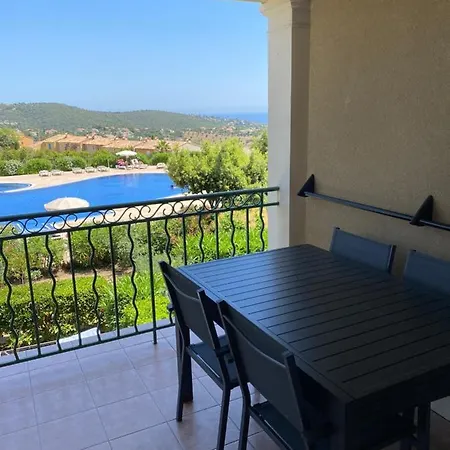 Apartment Appart. Vue Avec Piscine - Golfe De St Tropez Les Issambres